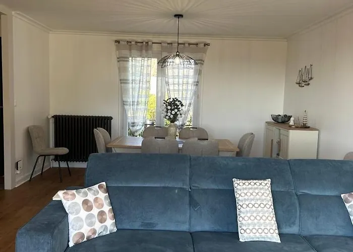 Jumapi House Guest house